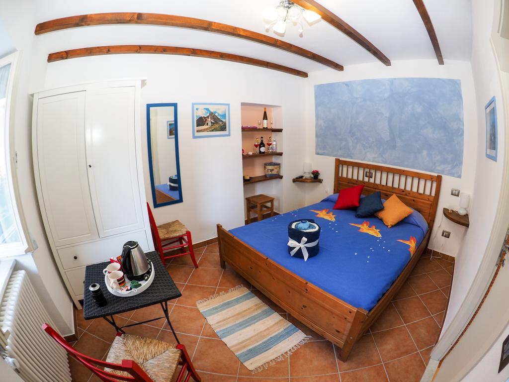 Pietra Di Mare Hotel Biassa ภายนอก รูปภาพ