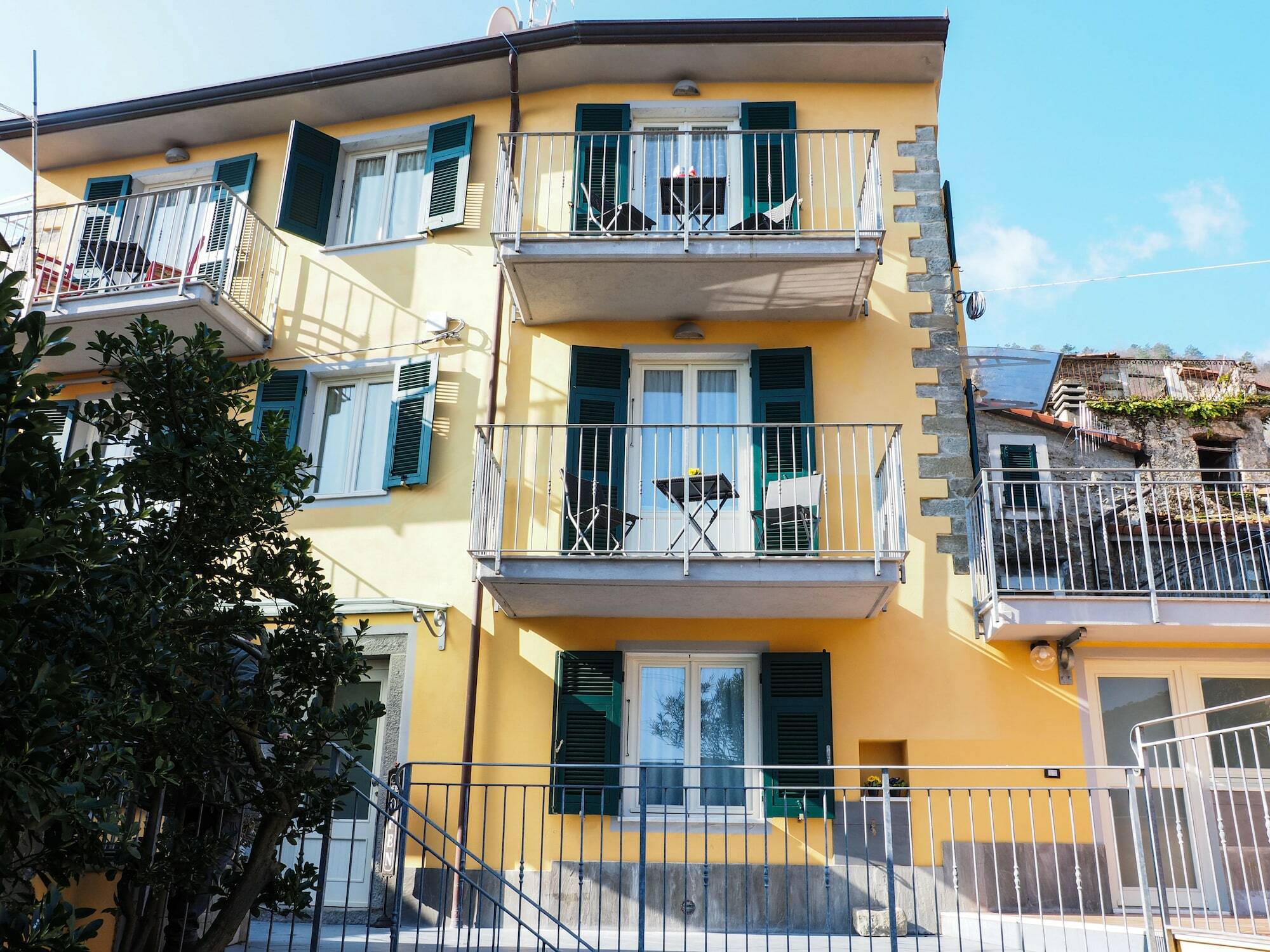 Pietra Di Mare Hotel Biassa ภายนอก รูปภาพ